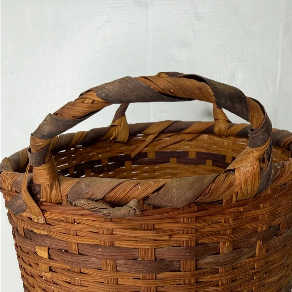 Source Unknown Rustic Brown Woven Basket 12x7 with Handles